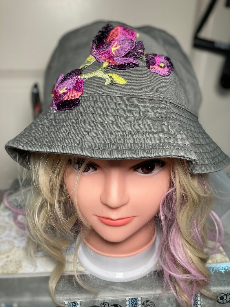 Grey-Green Bucket Sun Hat Embellished With Purple Floral Embroidered Appliques