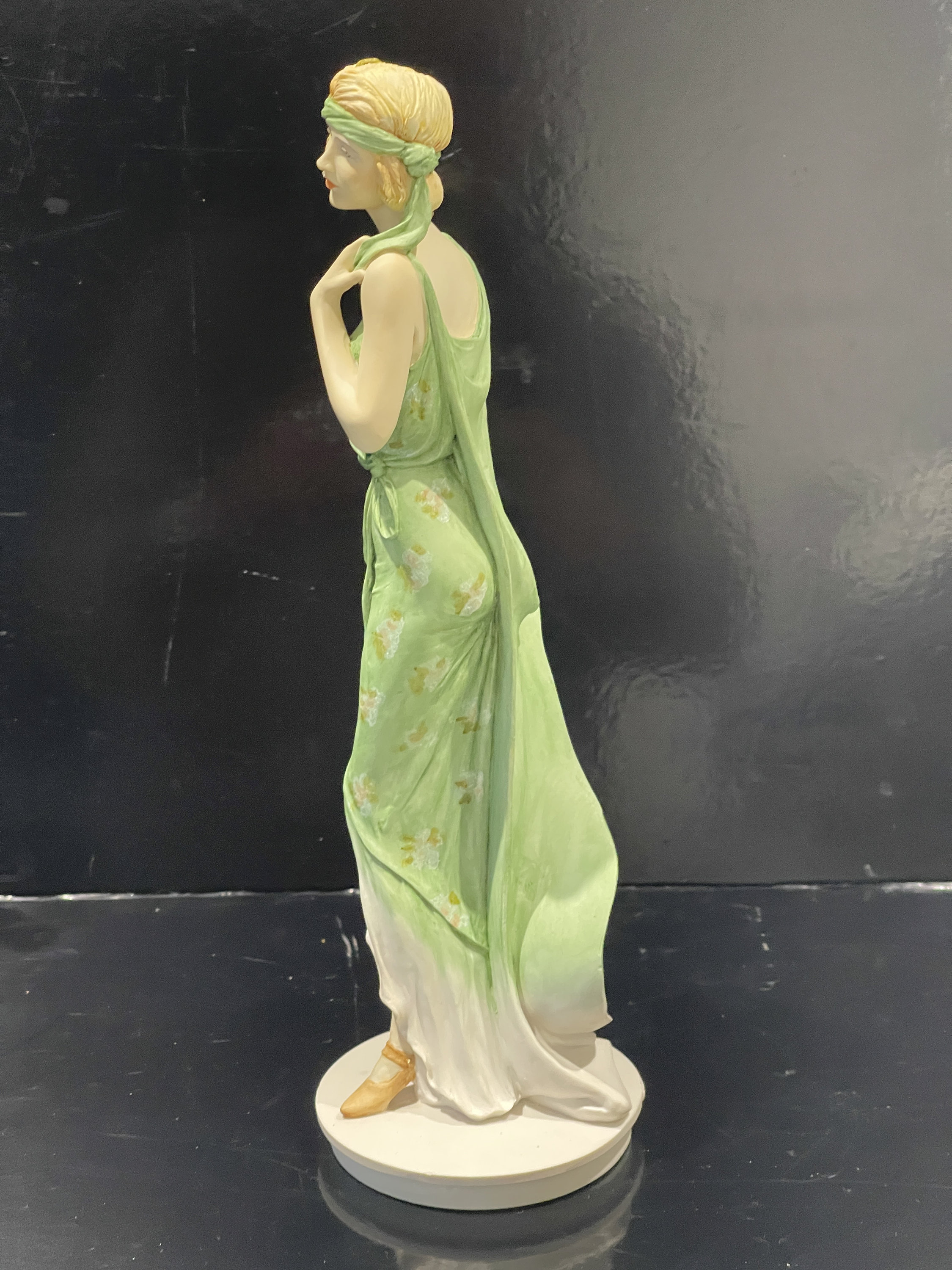 Royal Doulton Classique Collection Sculptured Figurine 'FAYE' NO. CL