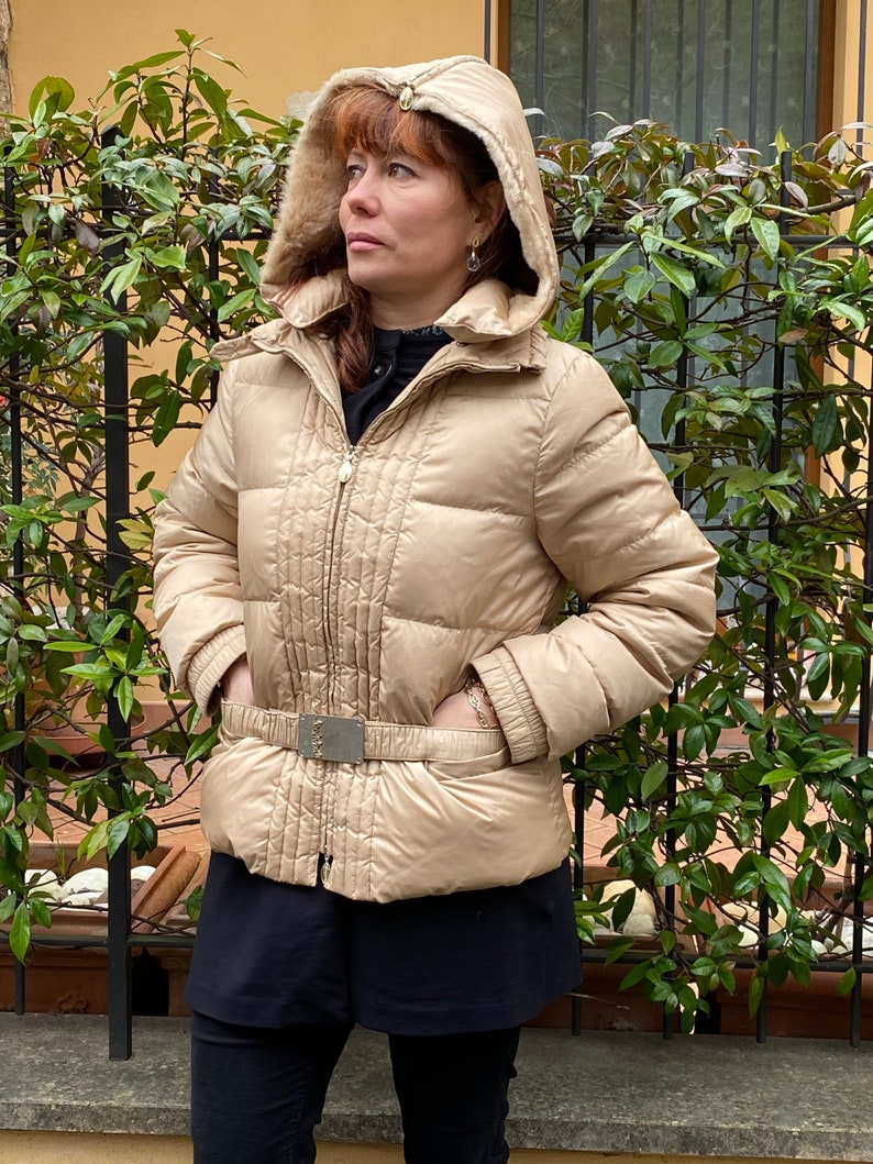 90s jacket vintage Max Mara/Beige down Max Mara/Max Mara jacket/Beige vintage Max Mara down jacket/Max Mara fashion coat image 2