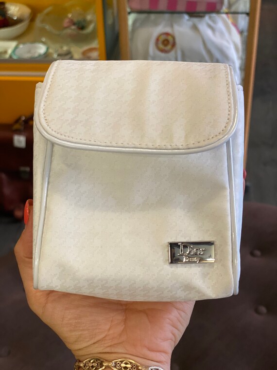 Dior/White beauty Parfums Dior/ Pouch Dior 90s/Vin
