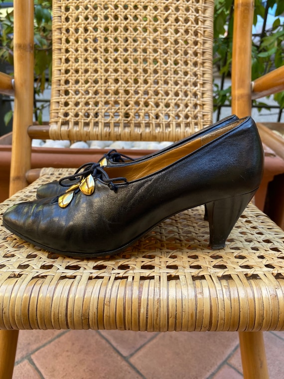 Decollete vintage shop