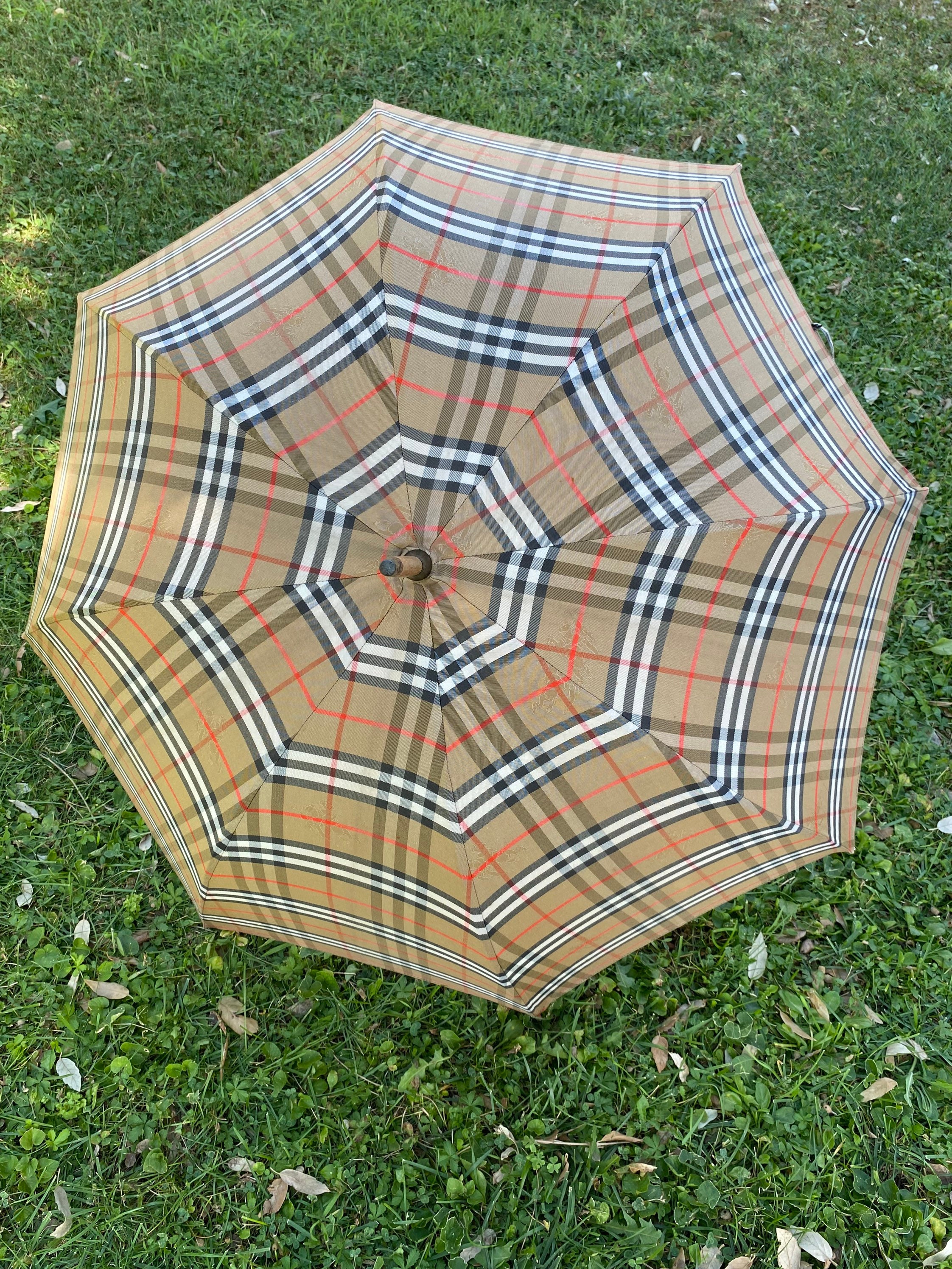 Burberry 2025 umbrella japan