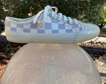 Louis Vuitton LV trainer Damier shoes RARE Size Lv 9 US 10 Sold