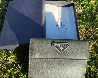 prada mini wallet on chain