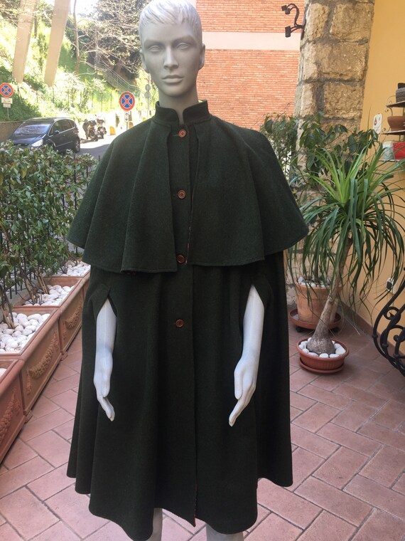 Valentino cape/ Loden Valentino/ Valentino Green c