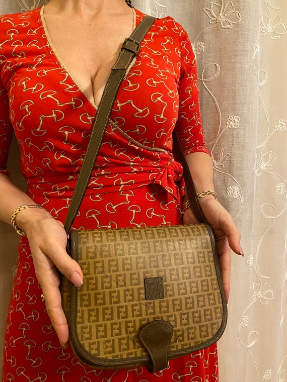 80s Crossbag FENDI/Fendi bag/Leather bag/Cross bag
