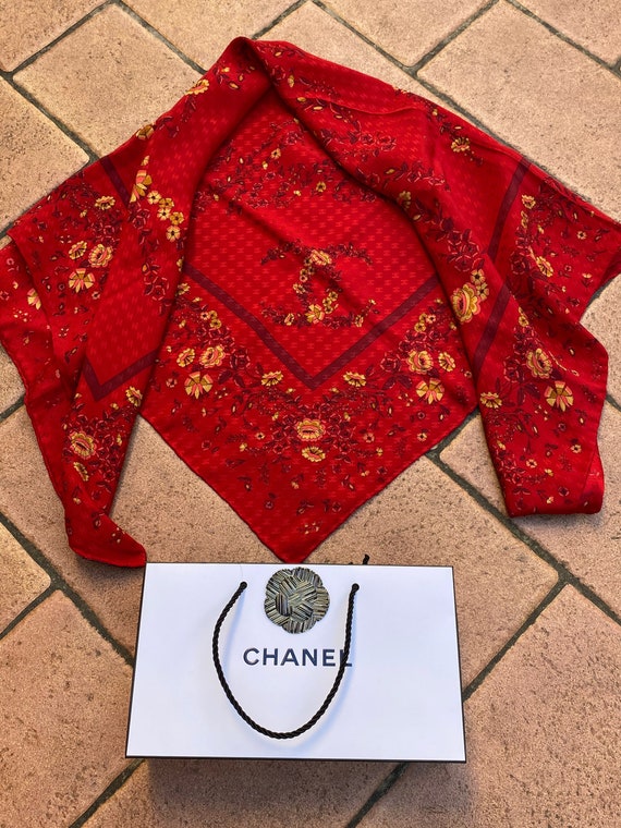 80s Vintage authentic Scarf Chanel/Luxury FOULARD… - image 2