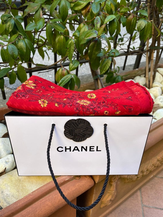 80s Vintage authentic Scarf Chanel/Luxury FOULARD… - image 1