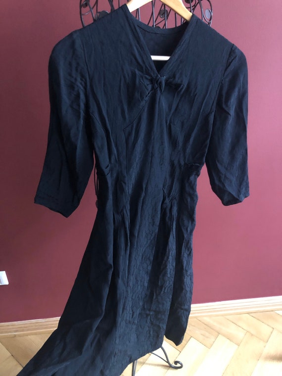 Nice dark blue 1930s dress