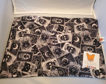 Taro Cards Flannel Refillable, Washable, Reversible Organic Catnip Mat Toy For Cats of All Ages