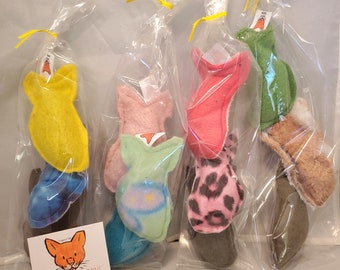 NEW CRINKLE SOUND  Friday Fish Fry Organic Catnip Toys for Cats of All Ages