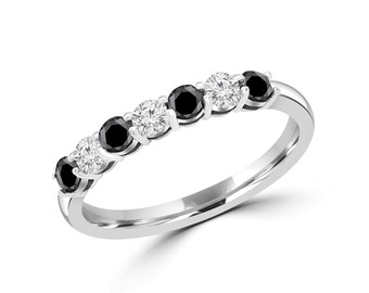 0.50 Ct Semi-Eternity Black & White Lab Grown Diamond 14k gold