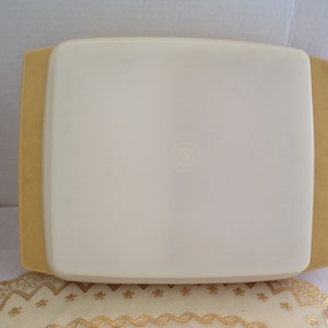 Vintage Tupperware Deviled Eierschalenhalter Ernte-Goldton-Träger 723-1