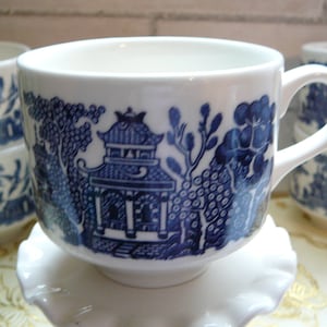 Vintage Asian Inspired Set of 7 Willow Blue Flat Georgian Coffee Cups, 7