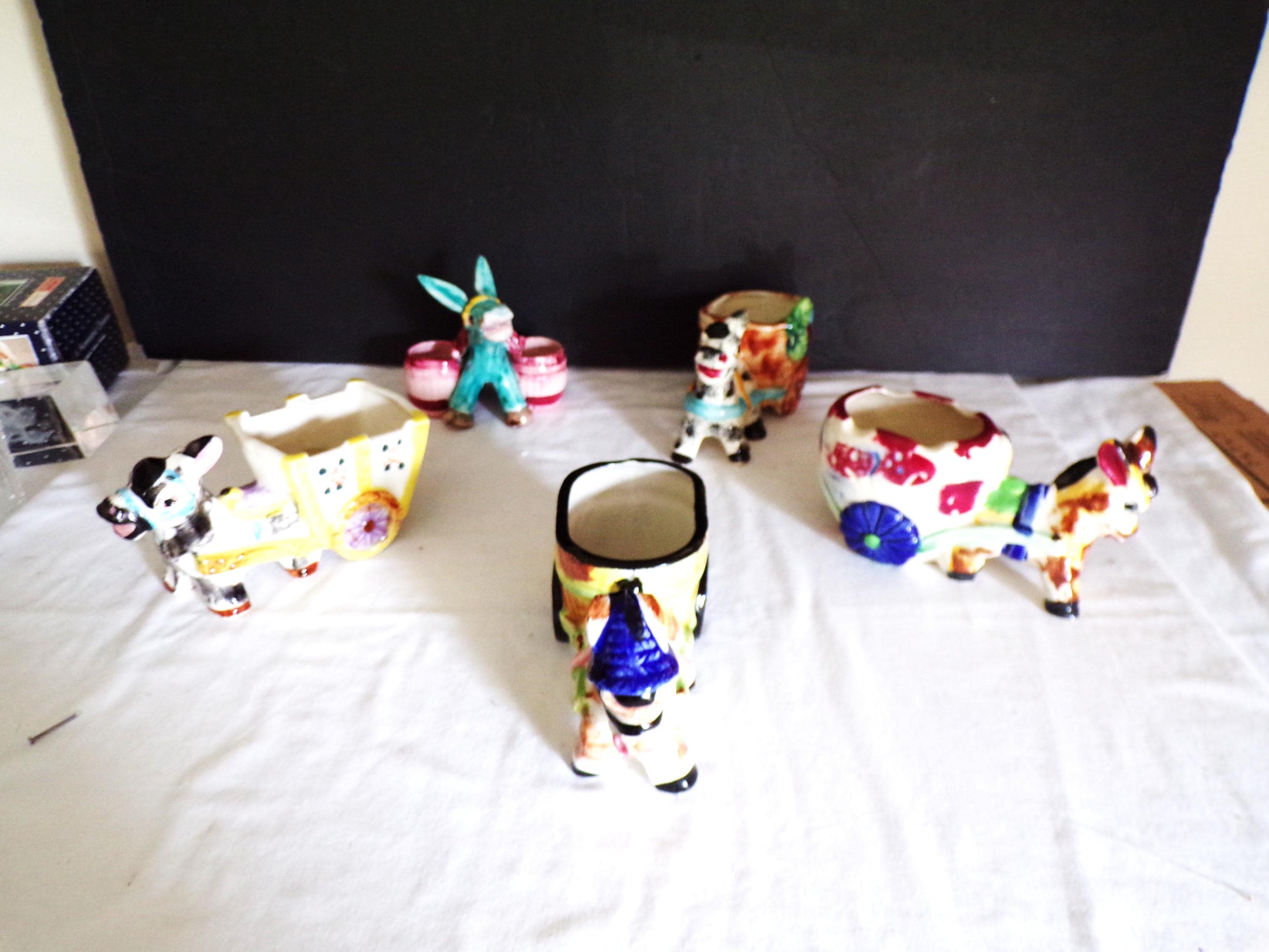 希少なイタリア製マジョリカ焼きのロバの置物（カートを引く）、陶器の