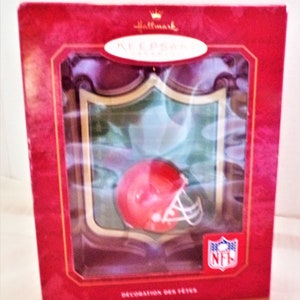 NFL Collection Football Hallmark 2001 Christmas Keepsake Ornament Cleveland Browns Helmet NFL Collection Football Christmas Ornament, NOS