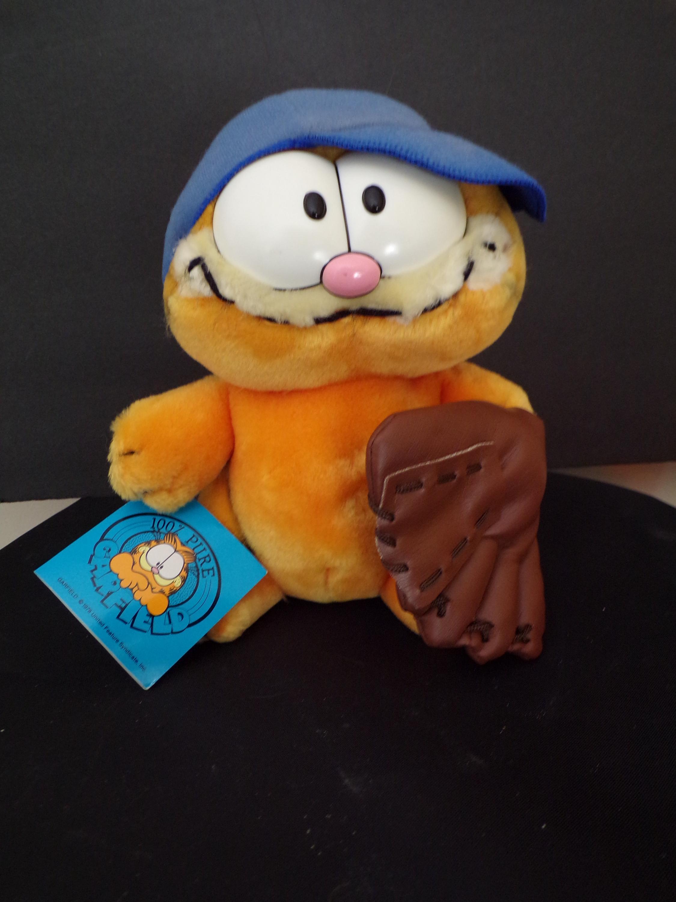 Vintage Garfield Plush Baseball Hero, Sarcastic Fat Cat Garfield