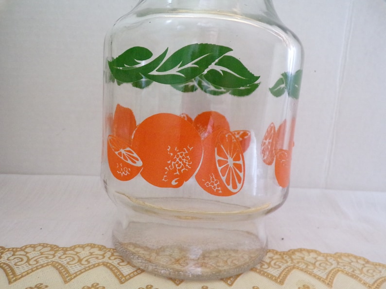 Vintage 48 oz. Juice Carafe Oranges - Thumbnail 5