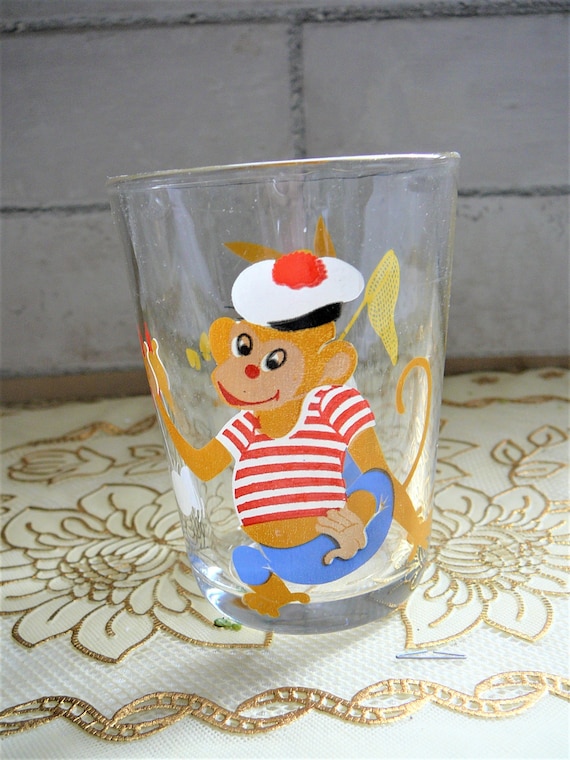 マッキー社Mckリキュールグラス、ジュースグラス Monkey and Rabbit Child's Beverage Juice Glass by Arcoroc Made in