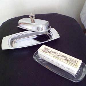Vintage 1/4 Lb Butter Dish and Lid, 3 Piece Set in Silver Platinum and Glass Tray