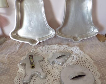 Vintage Christmas Aluminum Bells and 3 Cookie Cutters