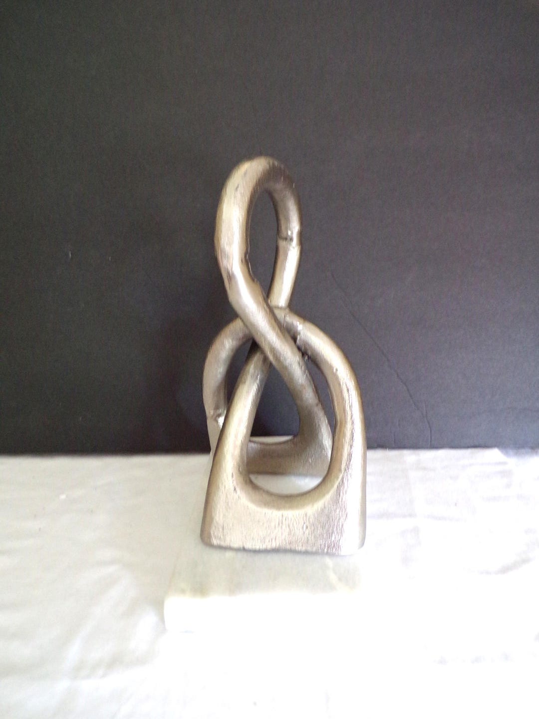 Celtic Knot Cycle of Life Entwined Interlocking Geometric Metal ...