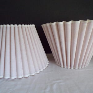 Vintage Stiffel Cream Linen Fabric Duzy Pinch Pleated Empire Clip-On Lamp Shades, 7 1/2&quot; Tall x 10&quot; Bottom x 6&quot; Top Original Stiffel Pair