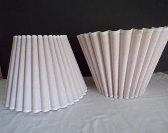 Vintage Stiffel Cream Linen Fabric Duzy Pinch Pleated Empire Clip-On Lamp Shades, 7 1/2&quot; Tall x 10&quot; Bottom x 6&quot; Top Original Stiffel Pair
