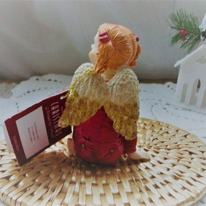 Vintage Christmas Around the World Piżama Angel Mała Dziewczynka od House of Lloyd 4 x 3 x 3 zdjęcie 3