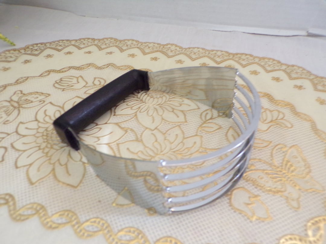 Vintage EKCO Dough Blender Kitchen Utensil, Pastry Blender Chromium