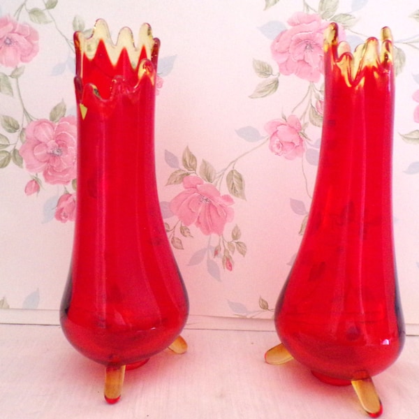 Vintage Swung 3 Toe Amberina Red and Amber Hand Blown Art Glass Vase, Handmade MCM Red Stretch Art Glass Vase,by L.E. Smith