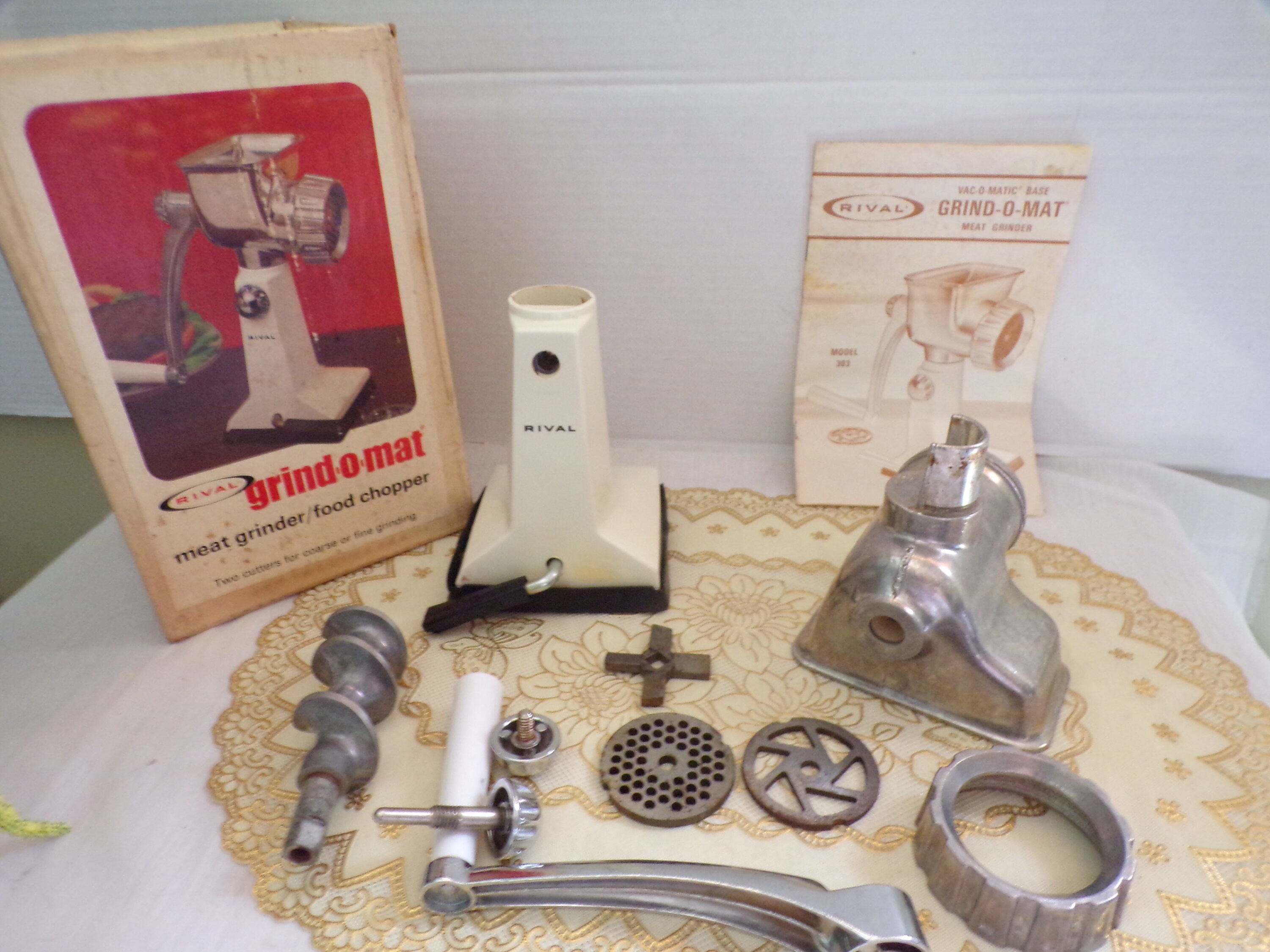 Vintage Rival Grind-O-Mat Model 303 Meat Grinder/Food Chopper - Made In U.S.A. | #253511054
