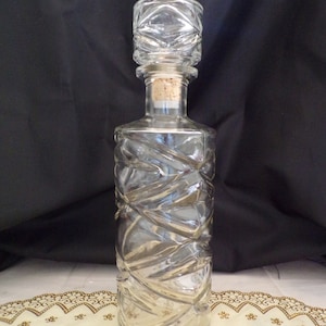 Art Nouveau Whiskey Decanter Bottle with Cork Stopper, Fifth, 750 ml, Vintage, 1989