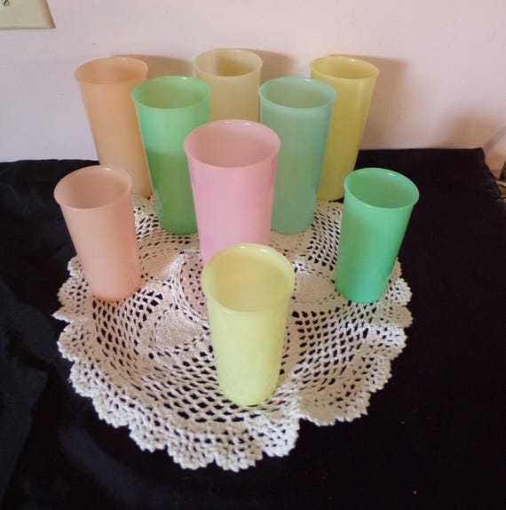 Tupperware Becher Pastell 9er-Set, stapelbar, 6 und 12 Unzen Größe