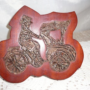 Vintage Indonesia Rickshaw Cycle Nail Art Wall Plaque Miedź Metal i Drewno