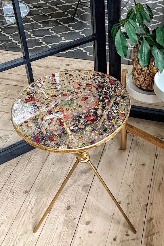 Epoxy Resin Table With Pressed Flowers Clear Round Coffee Etsy