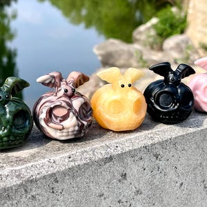 Natural crystal carved bat pumpkin, crystal pumpkin, crystal bat, Halloween pumpkin, crystal Halloween gifts