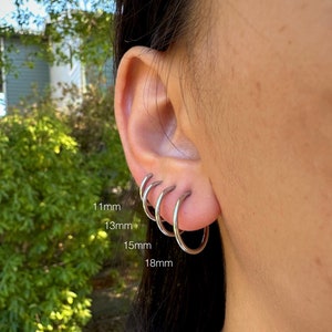 Silver Hoop Clip on Earrings/Dainty Minimalist Clip On Earrings/Clip On Earrings for Men & Women/Invisible Clip On Earrings/No Piercing