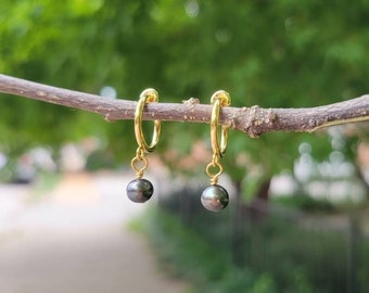 Peacock Freshwater Pearl Drop Clip On Earrings / Dainty Minimalist Clip On Hoop Earrings/ Wedding Clip On Earrings/ Gold Dangle Earrings