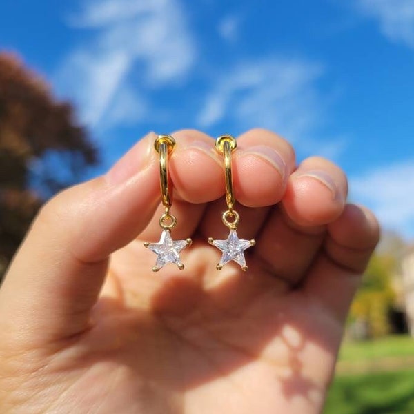 Star Clip On Earrings/Minimalist Dangle Clip On Earrings/Space Celestial Clip On Earrings/Dainty Gold CZ Clip On Hoop Earrings/No Piercing