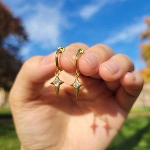 Star Drop Clip On Earrings/Minimalist Clip On Earrings for Women/Space/North Star/Starburst/Gold Dangle Clip On Hoop Earrings/No Piercing