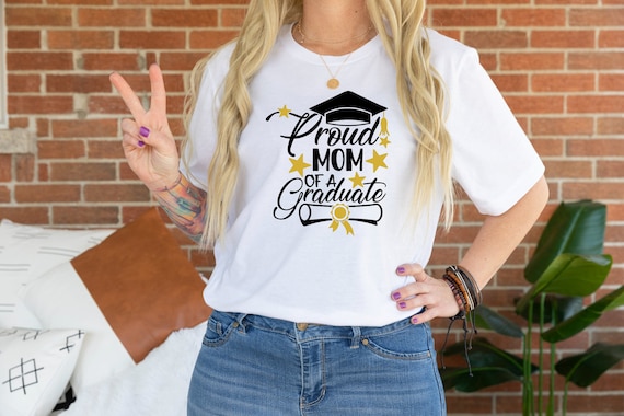 Proud Mom Of A Class 2019 Graduate T Shirt Graduation Gift Proud Mom Of A Class 2019 Graduate T Shirt Graduation Gift