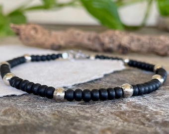 Men's Matte Black Glass Beaded Bracelet: Stainless Steel Clasp