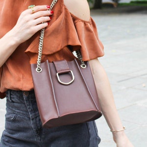 Handcrafted Brown Leather Bucket Bag: Small Designer Shoulder Purse
