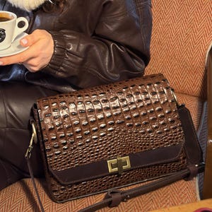 Crocodile Embossed Leather Bag, Real Cowhide Shoulder Bag, Elegant Alligator Texture Satchel, Full Grain Leather Purse, Handmade Ladies Bag