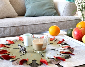 Gran montaña rusa floral de cuero para mesa de centro, decoración del hogar, montaña rusa de cuero genuino con diseño floral único,
