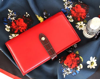 Cartera plegable de piel roja para mujer