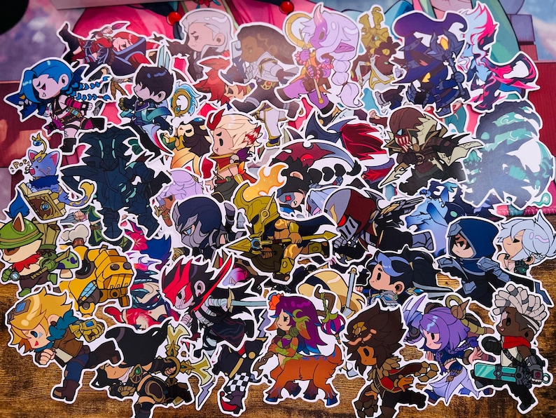 Legends on the Run Sticker| League of Legends 8X8cm | Vinyl image 5