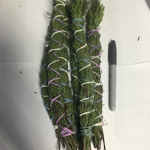 Dried Incense Cedar &#39;Calocedrus decurrens&#39; Smudge Stick  8&quot;-12&quot; in Length