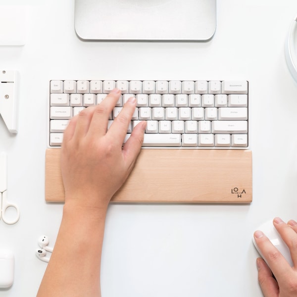 Beech Wrist Rest｜Wooden keyboard wrist rest reduces typing fatigue, comfortable touch brings a good office experience